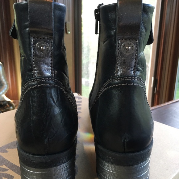 Beautiful Dromedaris Kassia Burels - Picture 12 of 16